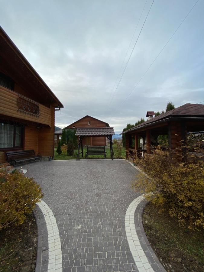 Садиба Вежа Verkhovyna Exterior photo